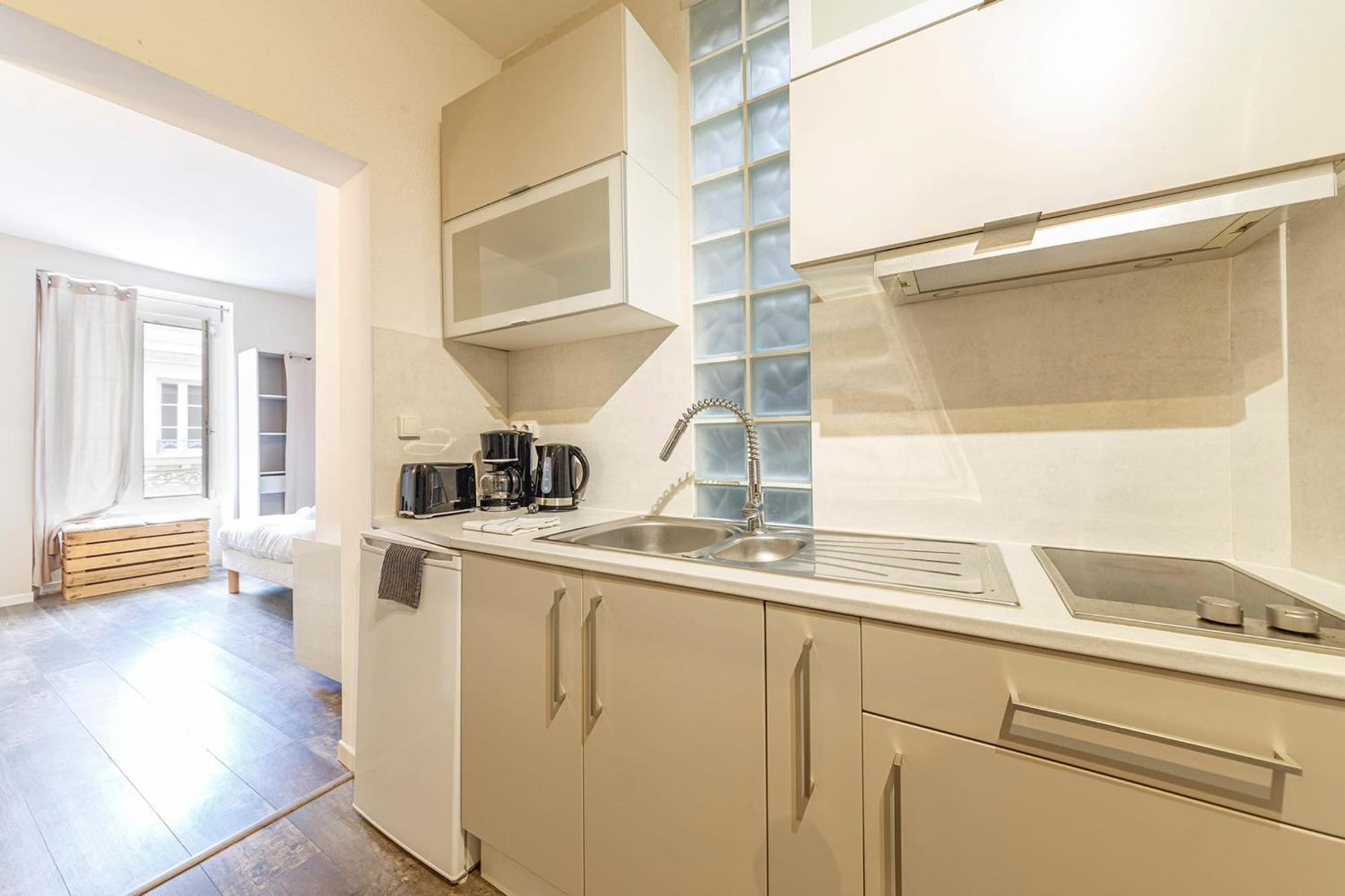 Le Garnier - Studio Au Coeur De La Doutre Apartment อองเชร์ ภายนอก รูปภาพ